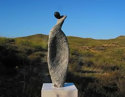 Garden-sculpture-Anne-Kampschulte-491x383 Petit granit stone Abstract Garden sculpture by artist Anne Kampschulte titled Payasa