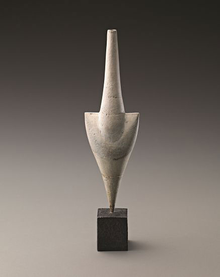 Hans-Coper-White-Cycladic-sculpture PHILLIPS--White-‘Cycladic’-arrow-form,-1975,-Hans-Coper