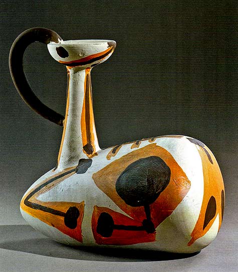 Pablo-Picasso-ceramic-pitcher picasso-pitcher unusual style in lack, orange and white