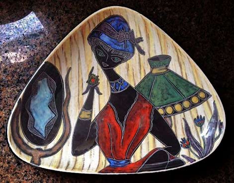 Plate-Art-Pottery-Italy-San-Marino Italy-San-Marino plate