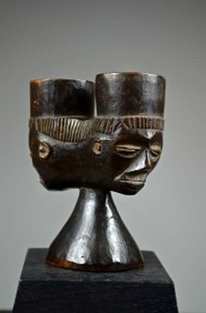 Pende-ceremonial-cup RARE-PENDE-CEREMONIAL-DOUBLE-CUP---ARTENEGRO