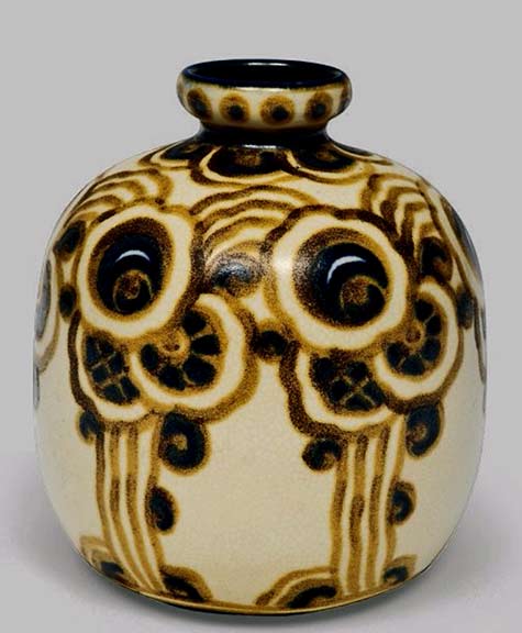 Rare-vase-with-tricolor-decoration-of-stylized-floral-motifs,-jasper.-Very-rare-three-color-design-with-stylized-floral-motifs,-mottled Vase with stylized floral motifs,-jasper - Charles Catteau