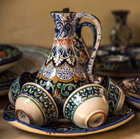 Rishtan-pottery-teaset Rishtan-pottery-teapot and cups