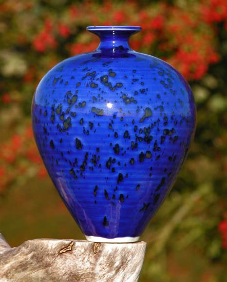 'Cobalt-Blue'-vase-russell-ackerman Russell-Akerman-blue-speckled-autumn-'Cobalt-Blue'