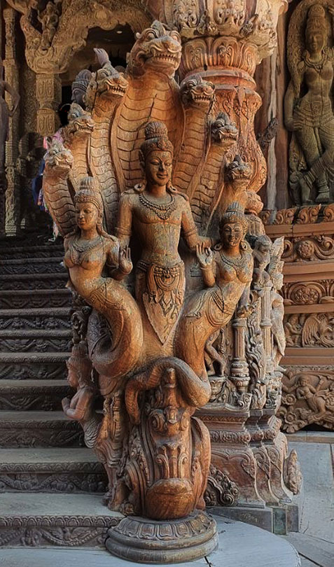 Sanctuary-of-Truth-in-Pattaya,-Thailand. Sanctuary-of-Truth-in-Pattaya,-Thailand.