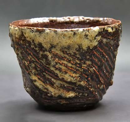 Satoshi-Watanabe-ceramic-tea-bowl Satoshi-Watanabe-ceramic-tea-bowl with carved texture