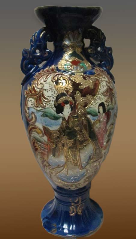 Kyoto-ware-satsuma-vase SATSUMA-vase-KYOTO-WARE-hand-painted-meiji-1900-GEISHA-BIJIN-blue-SIGNED-15.75