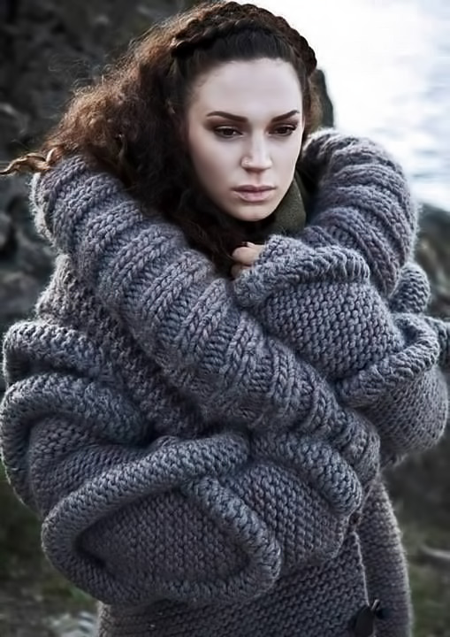 hege-midtun-larsen-sculptural-knitwear-509x720 Sculptural-Knitwear---sculpted-knit-design-with-mixed-3D-textures;-volume-fashion-Hege-Midtun-Larsen