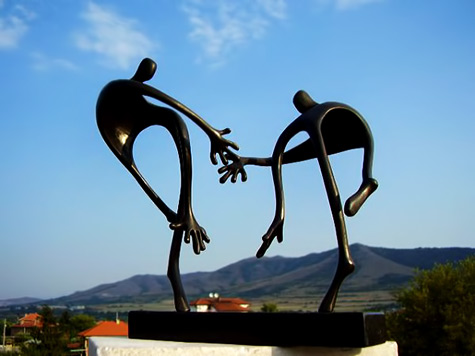 plamen_dimitrov_sudden_meeting-475x356 Sculpture_artwork_plamen_dimitrov_sudden_meeting
