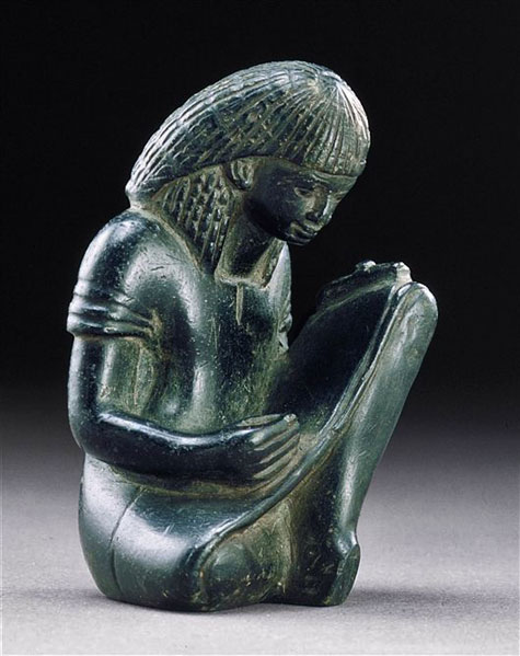Egyptian-scribe-sculpture Seated-Scribe, sculpture - Egyptian-statue-1391-B.C
