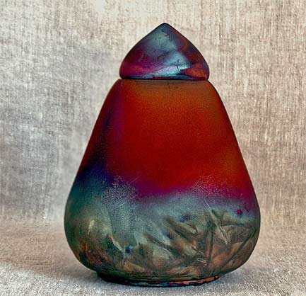 Shamai-Sam-Gibsh-Ceramic-Smoke-fired vessel Shamai Sam Gibsh -- Smoke-fired vessel with lid