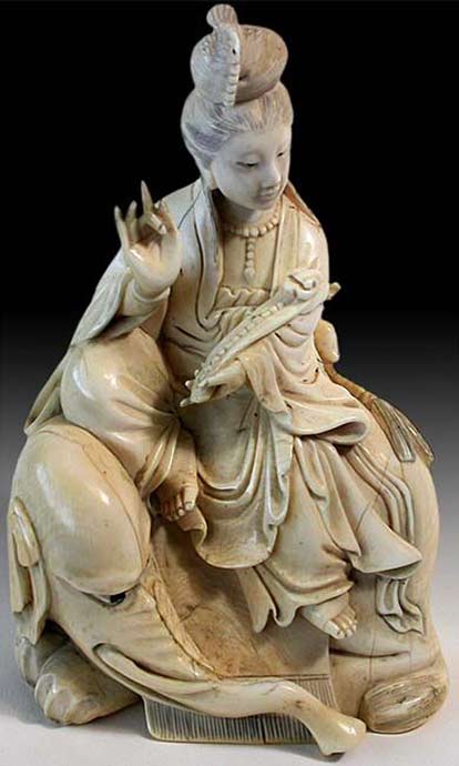 Shuni-mudra,-the-'seal-of-patience'.-Quanyin-seated-on-white-elephant.-Late-Qing,-ca Shuni-mudra,-the-'seal-of-patience'.-Quanyin-seated-on-white-elephant.-Late-Qing