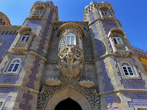 Pena-palacio-entrance Sintra-Palace Portugal