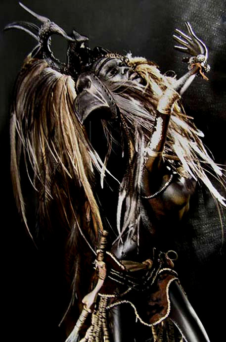 skin-14-1The-Shaman-- The-Shaman Popovy-Sisters female figure sculpture