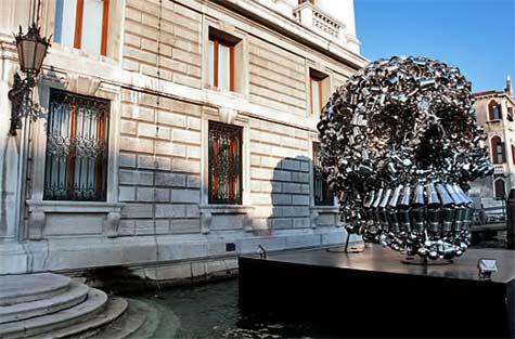 Subodh-Gupta,-'Hungry-Gods' Palazzo Grassi Subodh Gupta,-'Hungry Gods' Palazzo Grassi