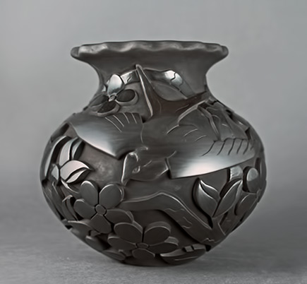native-indian-art-tammy-garcia-435x402 Tammy-Garcia carved ceramic pot