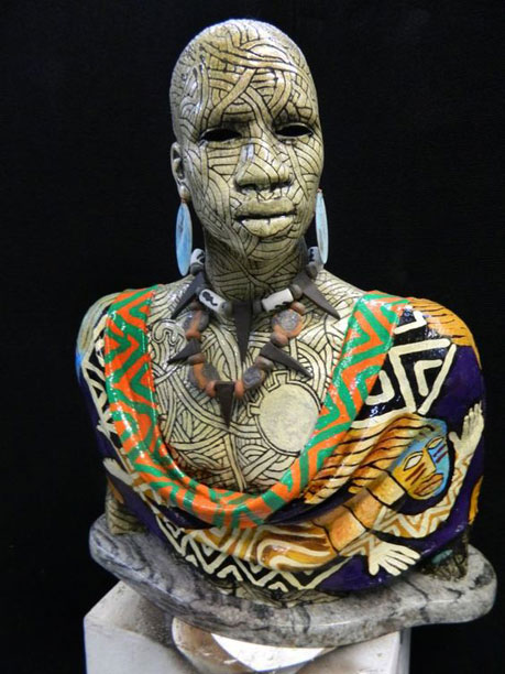 Woodrow-Nash-ceramic-sculpting Taumango luka-Woodrow-Nash