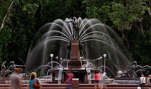 The-Archibald-Fountain-is-located-in-Hyde-Park-North--0--- Art Deco fountain - Francois Sicard - 1932