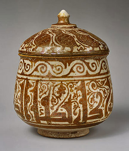syrian-pyxis-ceramic-container The-Eastern-Mediterranean,-1000–1400-A Pyxis vessel with dome lid