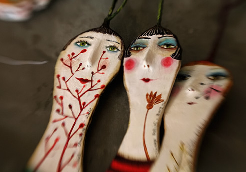 mixed-media-art-juliana-bollini-493x344 Juliana Bollini thre female head figures