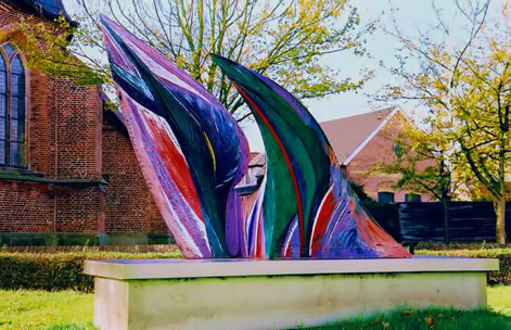 yannis-koutsouradis-abstract-flower-sculpture-471x304 The Flower of Holland-Yannis Koutsouradis