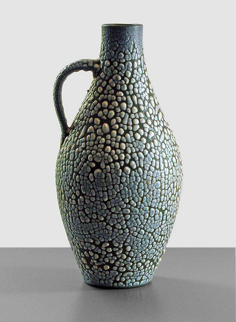 The-glaze-is-nicknamed-'Snakeskin'