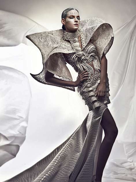 wilfred-dy-art-photography the-nativity-of-pearl-the-fashion-showphoto-wilfred-dy