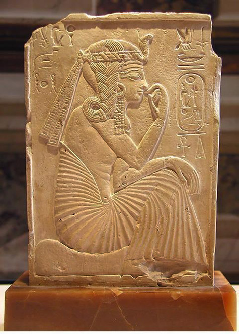 horus-sidelock-relief-art--475x665 The sidelock of youth was protective in nature,-inspired by-the young god Horus' hairstyle