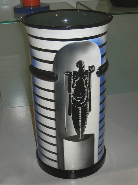 dante-baldelli-vase-477x639 The-Strength-of-the-Modernity-–-Arts-in-Italy-1920-1950---Beatrice-Brandini-Blog-Dante-Baldelli-----Vase-with-allegories,-1935--for-the-manufacture-Rometti