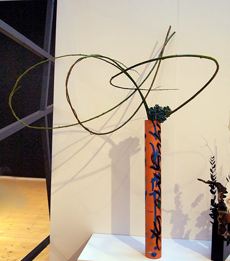 The-structure-of-the-arrangements-are-based-on-the-lines-of-branches-and-the-fleeting-quality-of-blossoms The Nordic Lotus Ikebana Blog