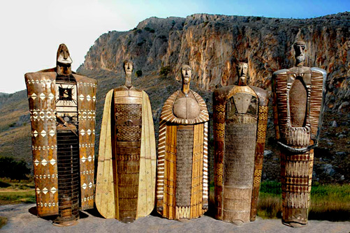 wood-metal-totems--theodoros-papagiannis-501x334 Theodoros-Papagiannis-totem sculptures in the mountains