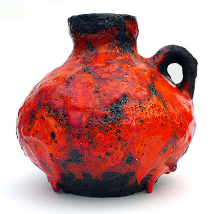 Thick-Red-Roth-handle-Vase-Marei,-Vase.-Form-4302.-Stoneware,-decorated-with-thick-red-lava Red-black Marei Fat Lava vase
