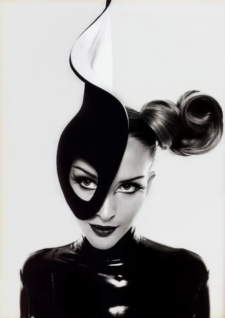 thierry-mugler-mask-hat-438x620 Thierry-Mugler,-circa-1990’s-Model-Georgina-Grenville