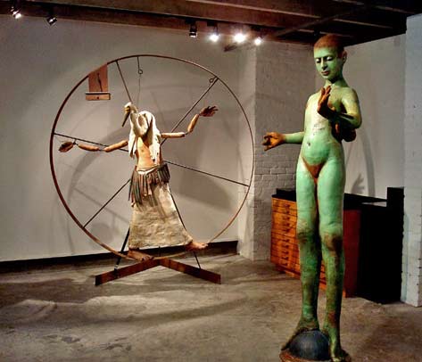 Lisa-Osborn-sculptures Thoth-&-Green-Girl--LisaOsborn-at-Barrister's;-Deris-at-Antenna