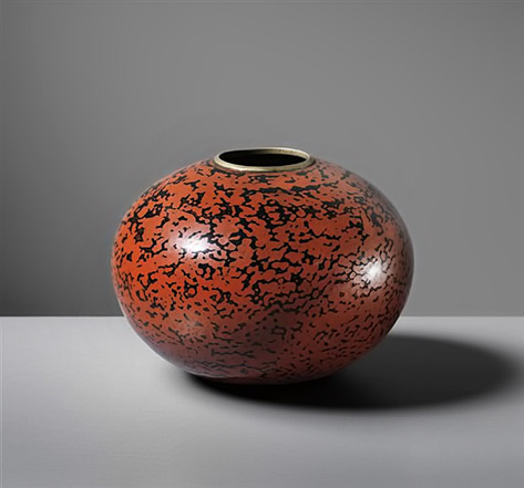 tortoise-shell-pattern-vessell-jean-dunand-473x441 Tortoise shell-pattern-lacquered-bronze-with-silvered-rim vessel