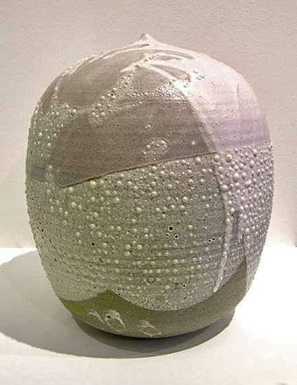 Toshiko-Takaezu-japanese-pottery Toshiko-Takaezu-ovoid ceramic vessel