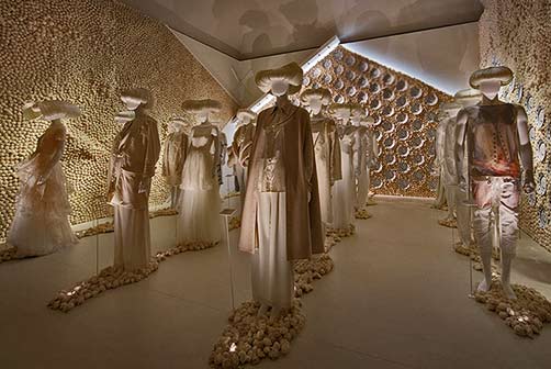 solidarity-gallery-utopia-art utopian-bodies-installation-view-of-solidarity-gallery