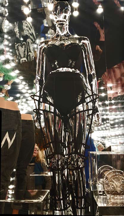 utopian-fashion utopian-couture futuristic fashion