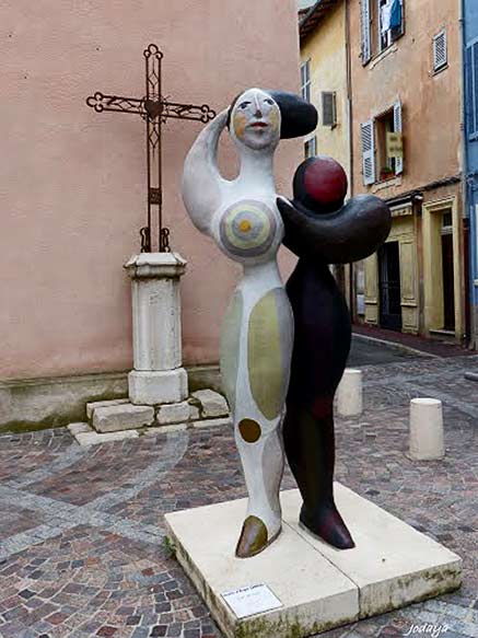 roger-capron-street-sculpture vallauris-day-and-night-jacotte-and-roger-capron