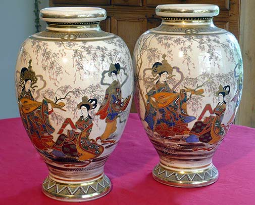 pair-satsuma-vases Vases-japonais-porcelain satsuma