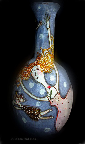 juliana-bollini-vase-343x576 Vaso long neck with gold hair lady motif - Juliana Bollini