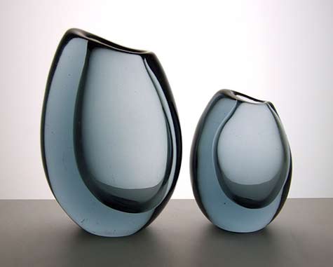 Vicke-Lindstrand-for-Kosta-1958-twilight-blue-vases Vicke-Lindstrand-for-Kosta-1958-Twilight Blue vases