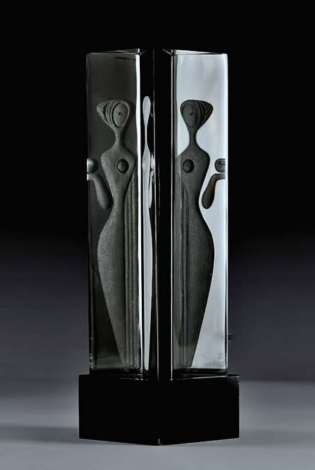 Vicke-Lindstrand-Kosta,-Engraved-Glass-Sculpture Vicke Lindstrand Kosta, modernist Engraved-Glass-Sculpture