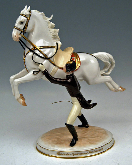 Capriole-horse-figurine Vienna-Augarten-'Capriole'-Spanish-Horse-Riding-School-Figurine,-circa-1965-City-Antik---Vienna
