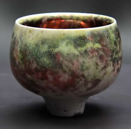 Wadayama-Mao,-Osaka-footed-tea-bowl Wadayama-Mao,-Osaka-footed-tea-bowl