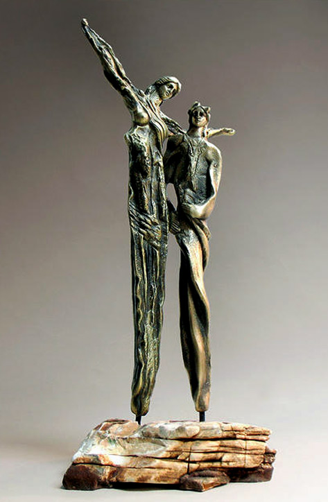 yiannis-nanouris-sculpture-473x724 abstract bronze sculpture of a couple by Yiannis Nanouris