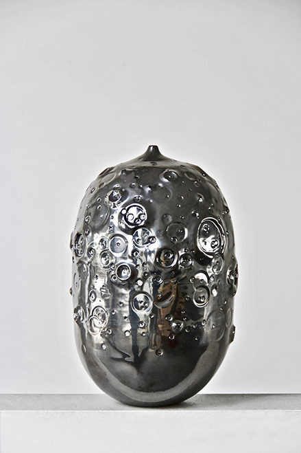 Wouter-Hoste-Ceramics-Lunar-Metal-Moon-4 Wouter-Hoste-Ceramics-Lunar-Metal-Moon-vessel