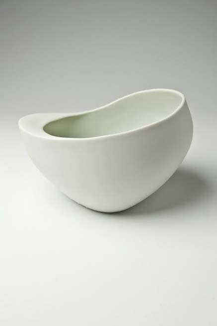 Yasha-Butler-ceramics Yasha-Butler-ceramic bowl