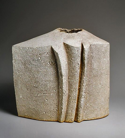 Yasuhisa-Kohyama-japanese-ceramics Yasuhisa-Kohyama ceramic vessel