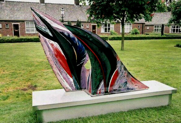 yannis-koutsouradis-modern-sculpture-591x402 Yannis Koutsouradis sculpture in the Netherlands